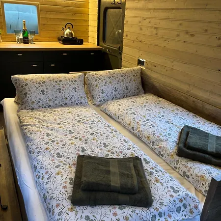 בית נופש Glamping Vejtraska Mochtin